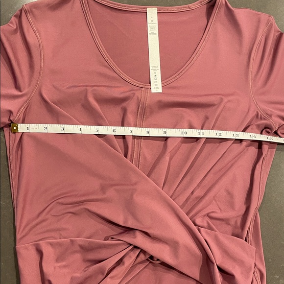 Lululemon Athletica Do the Daily Twist Front Crop Top Size 4 - Picture 7 of 11